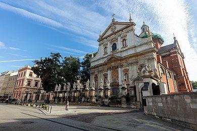 3DM速报：宫崎英高聊「老头环」，Steam周销榜《严阵以待》登顶